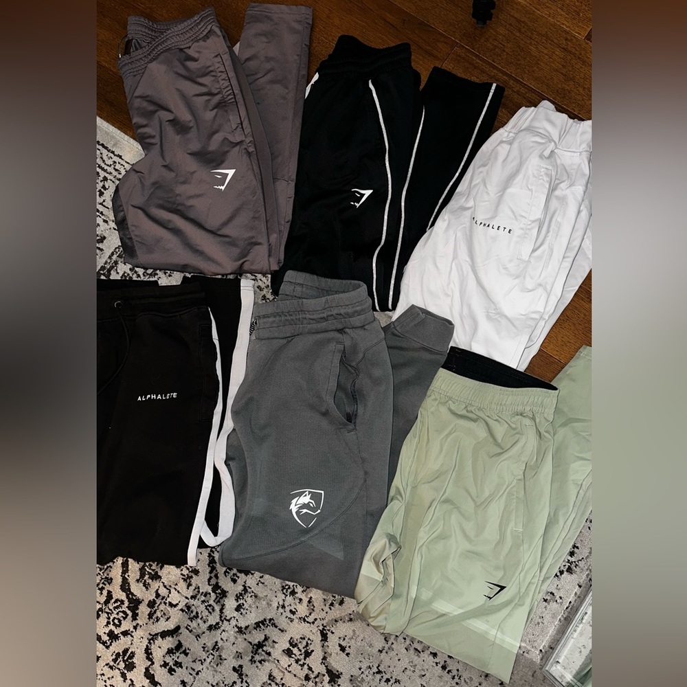 ALPHALETE AND GYMSHARK JOGGERS BUNDLE SIZE S&M